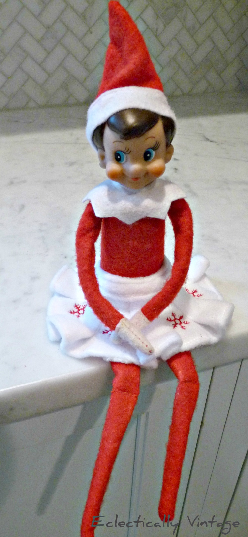 Creative and Hysterical Elf on the Shelf Ideas! kellyelko.com This little Elf on the Shelf loves her new skirt! 