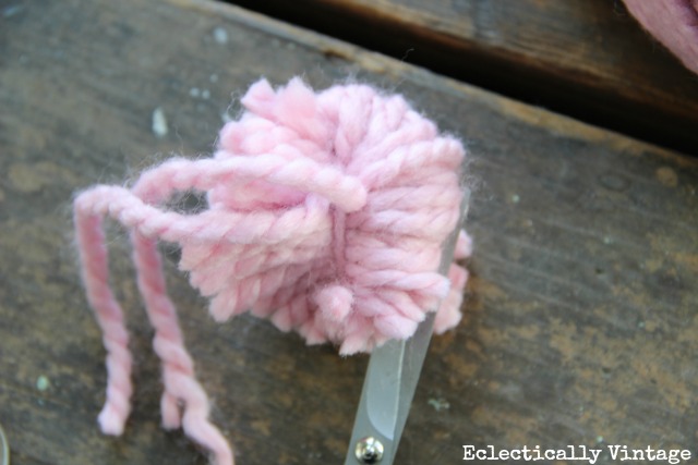 How to Make Pom Poms with a Fork! kellyelko.com Complete DIY instructions