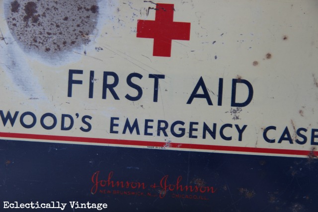 I Scored at the Thrift Store – Vintage First Aid Kit