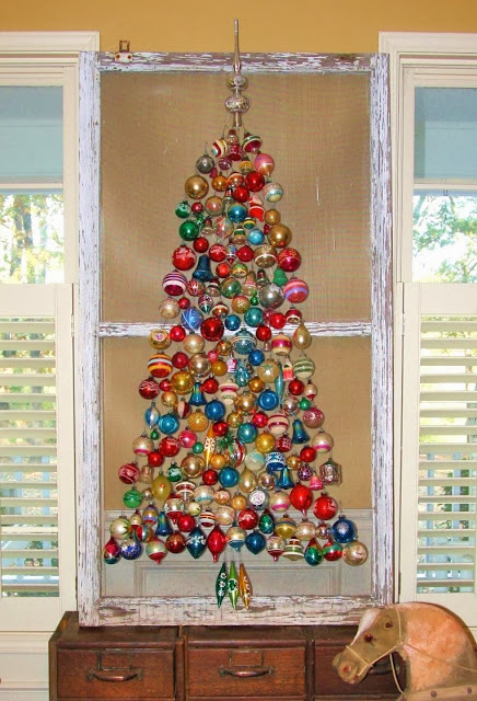 12 Unique Christmas “Trees”