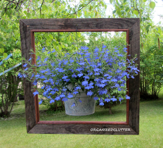 Whimsical garden tour Organized Clutter kellyelko.com