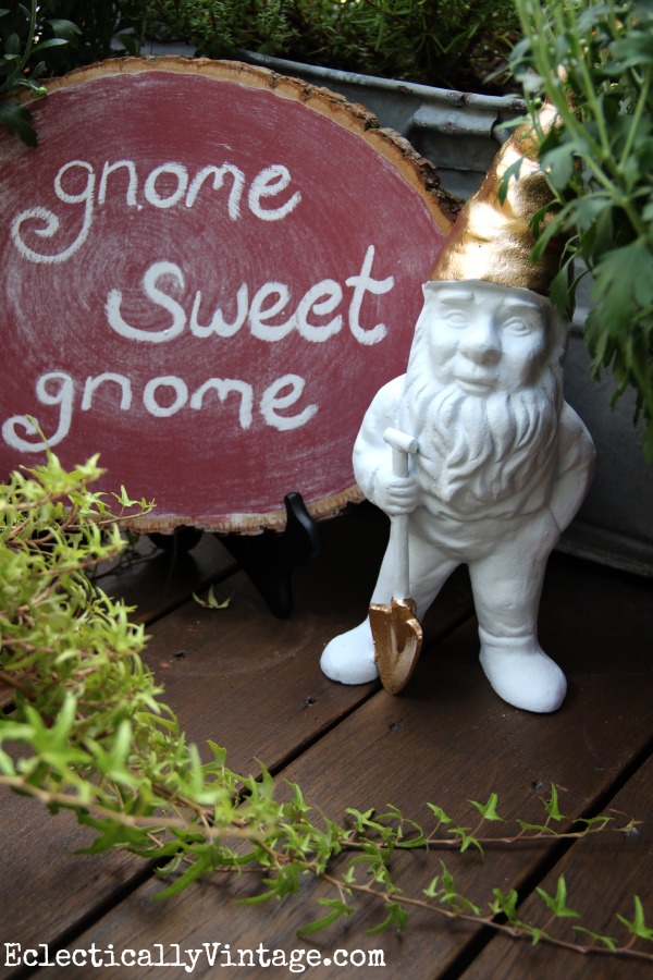 Make a chalkboard log slice and gilded gnome! kellyelko.com