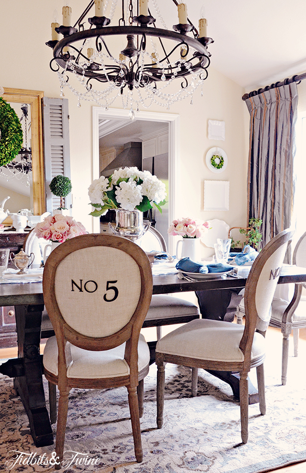 Eclectic Home Tour Tidbits & Twine kellyelko.com