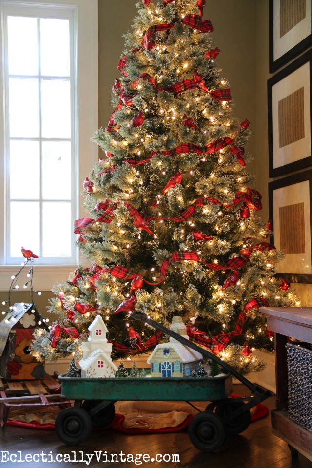 Rockin Robin Christmas Tree & a Glowing Snow Village