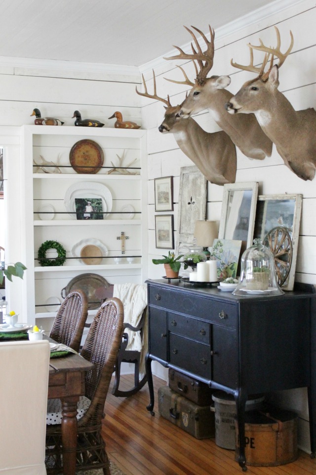 Eclectic Home Tour Circa 1934 kellyelko.com