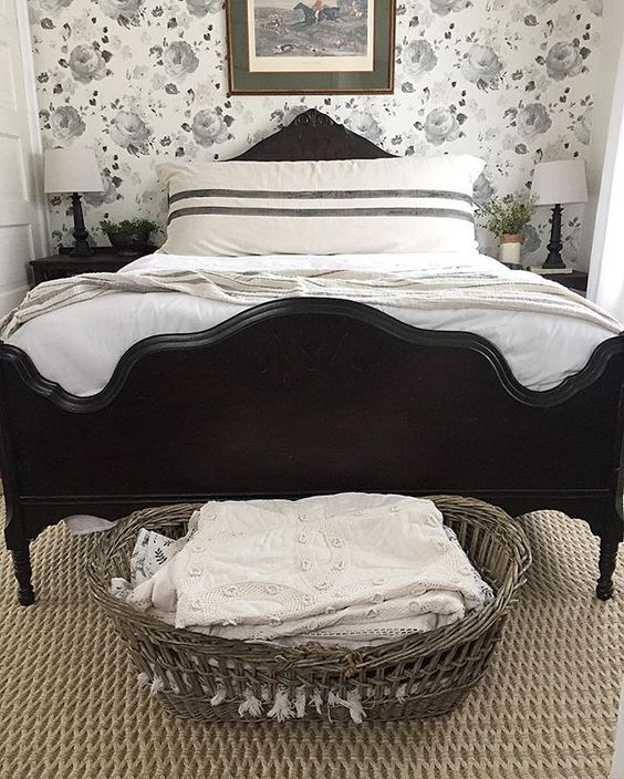 Eclectic Home Tour – The Willow Farmhouse