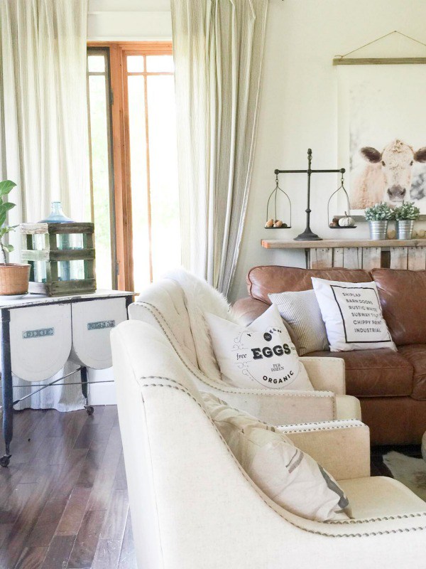 Love this neutral farmhouse family room