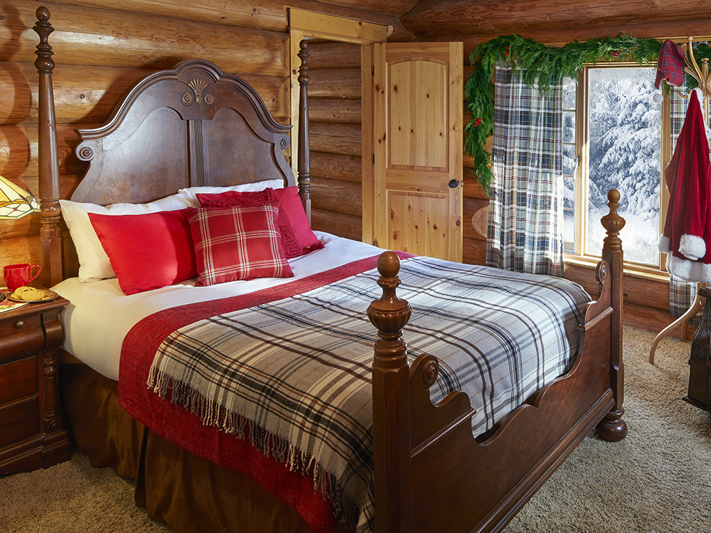 Log cabin bedroom kellyelko.com