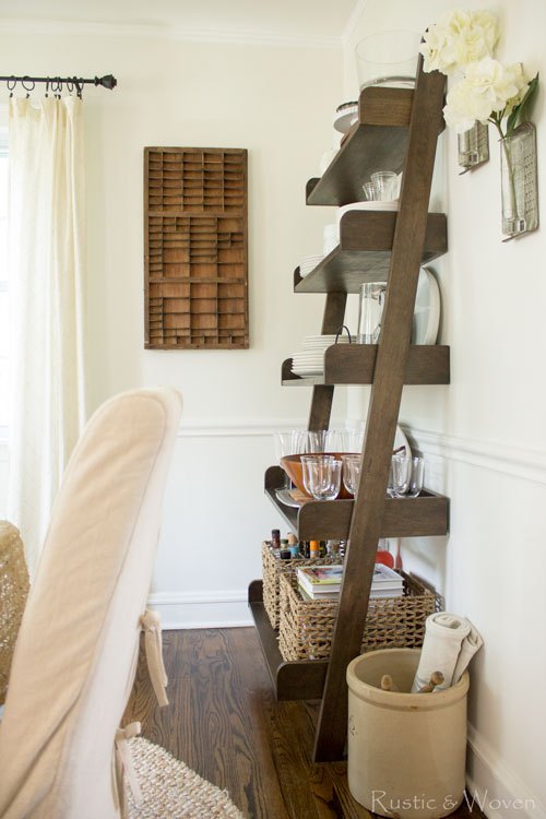 Leaning shelf open storage in the dining room 