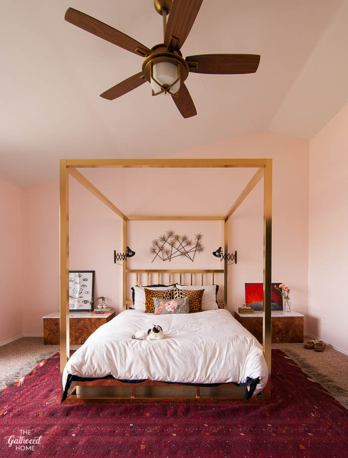 Love this vintage brass four poster bed 