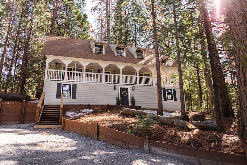 Cottage in the woods - tour the stunning interior 