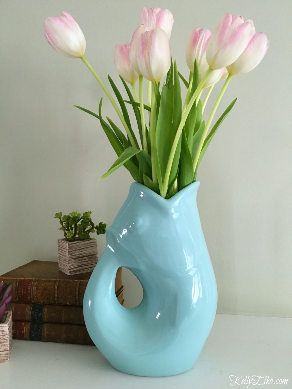 Gurgle pot - this water pitcher makes the coolest gurgling sound when pouring from it kellyelko.com