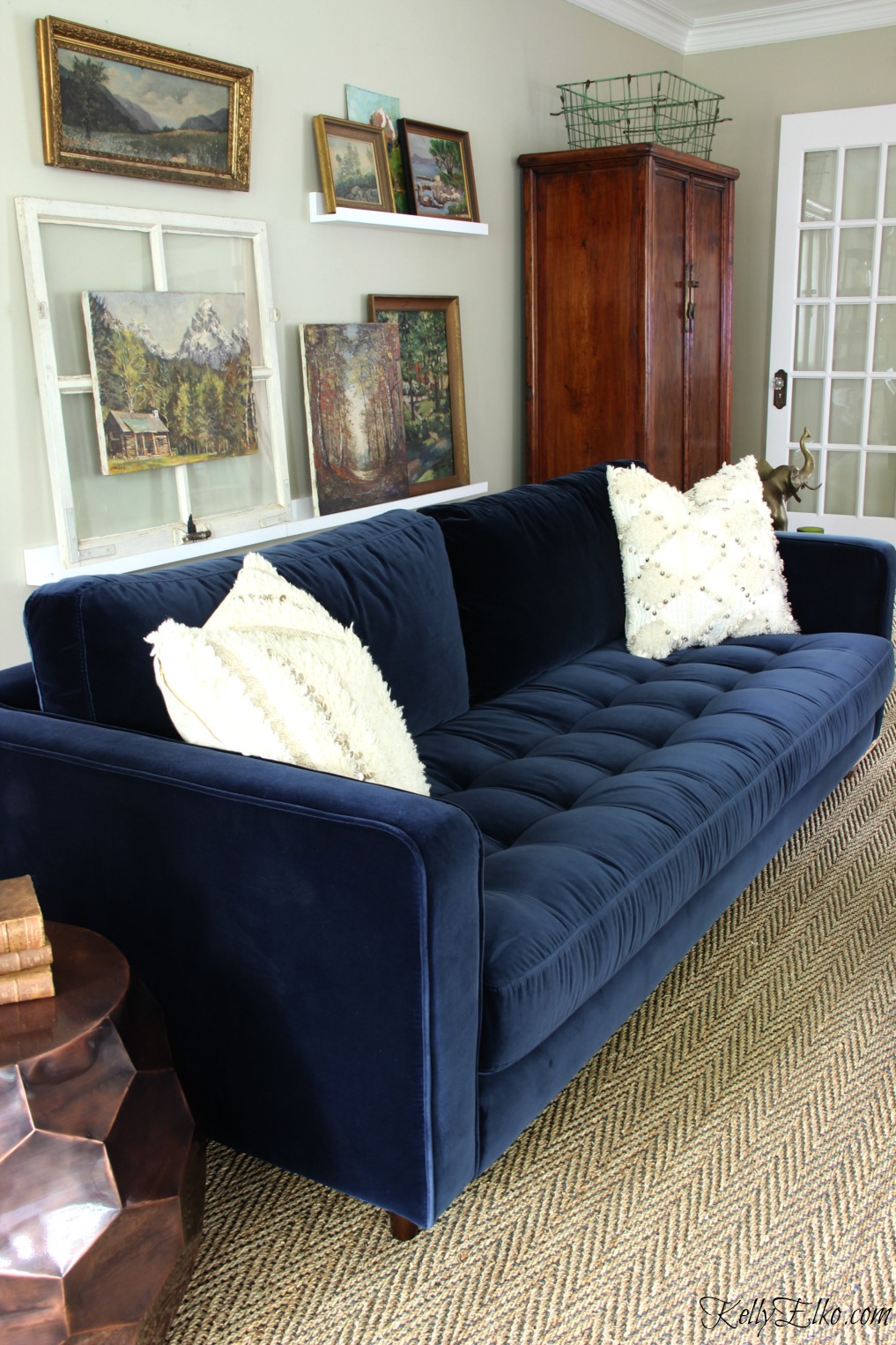 Love this blue velvet sofa with mid century style kellyelko.com