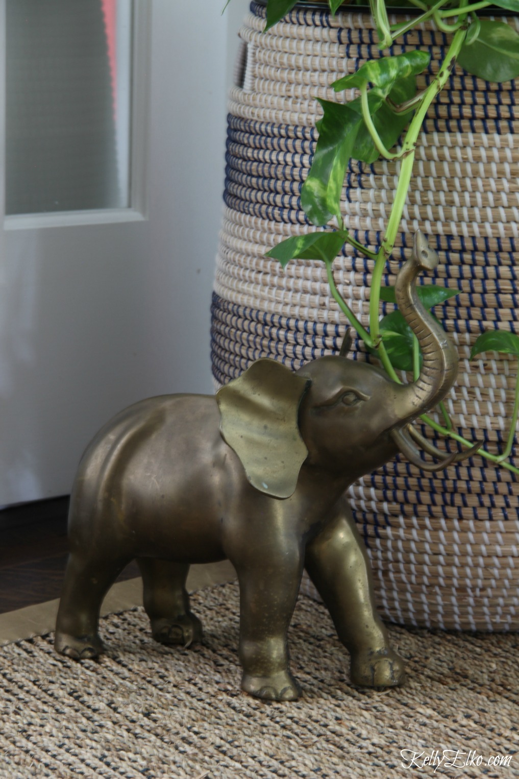 Vintage brass elephant kellyelko.com