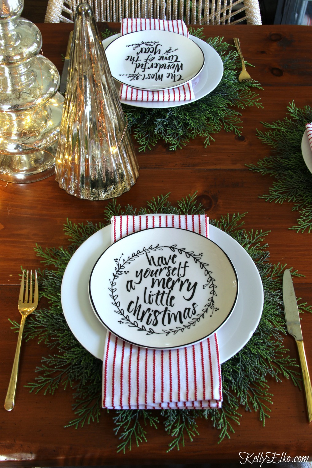 Christmas Home Tour - love these cedar placemats! kellyelko.com