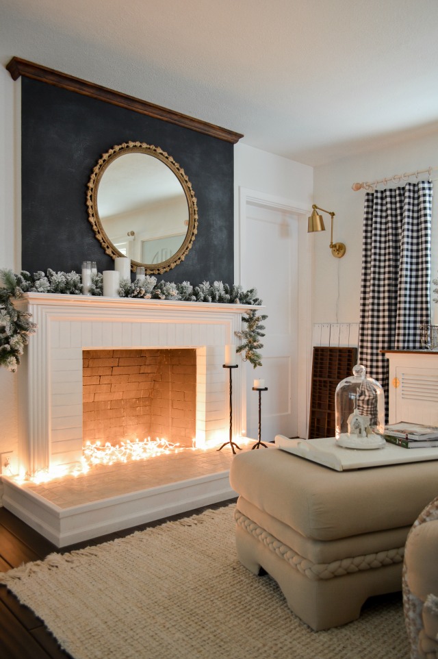 Creative Christmas Decorating Ideas - love the string lights in the fireplace 