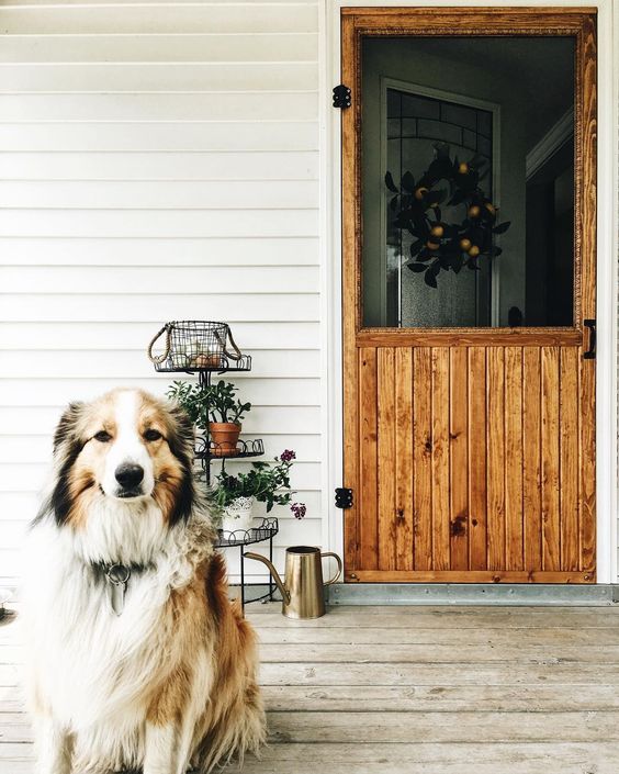 Farmhouse tour - Love the wood screen door! 