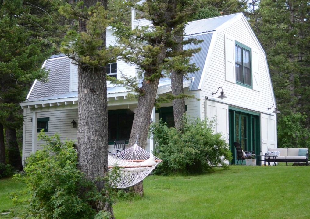 Eclectic Home Tour - Sanctuary Home kellyelko.com
