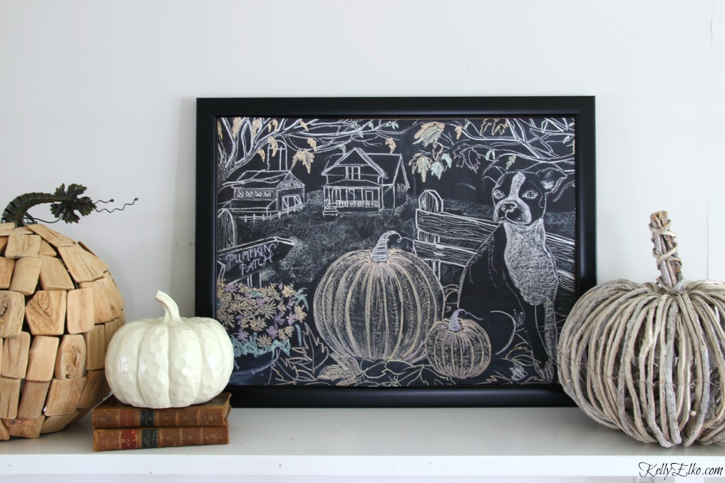 Free fall printable chalkboard farmhouse art kellyelko.com #printable #freeprintables #fall #falldecor #farmhouse