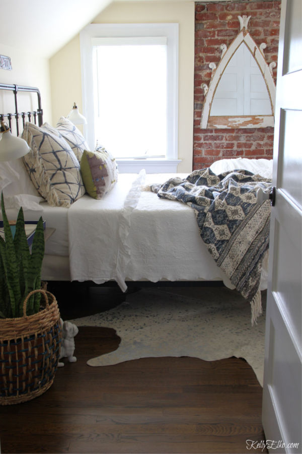 Guest Bedroom Decor kellyelko.com #bedroom #gueastbedroom #bedroomdecor #attic #bedroomfurniture #bohostyle