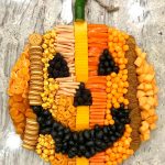 How to Make Epic Charcuterie Boards kellyelko.com #charcuterie #charcuterieboards #pumpkin #fallsnacks #fallrecipes #halloweenrecipes #pumpkinrecipes