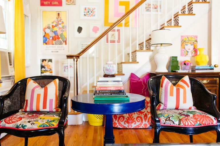 Eclectic Home Tour Effortless Style kellyelko.com #colorlovers #colorful #hometour livingroom #interiordecor