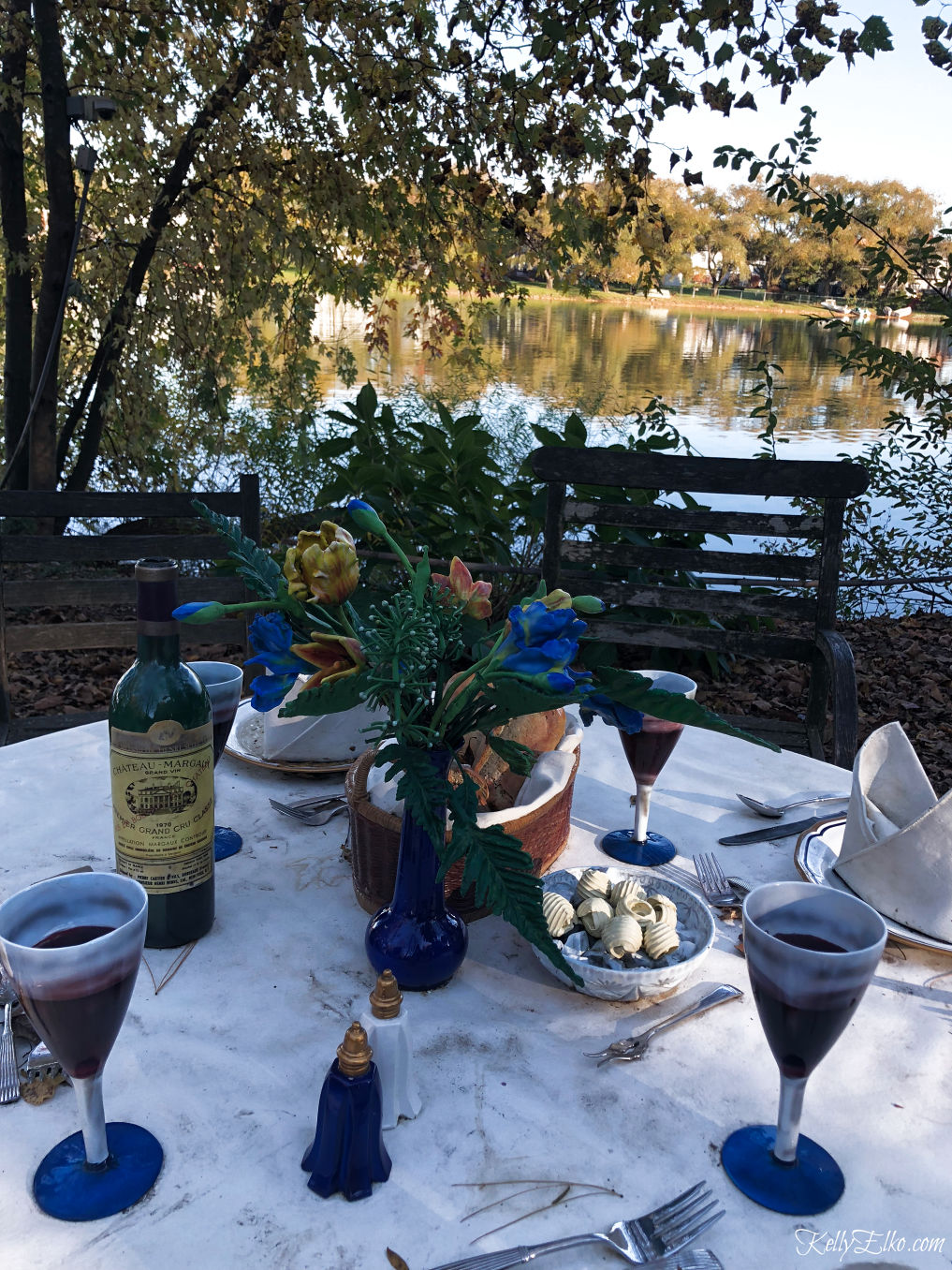 Grounds for Sculpture - even the table setting is art! kellyelko.com #art #sculpture #nj #visitnj #travel #travelblog