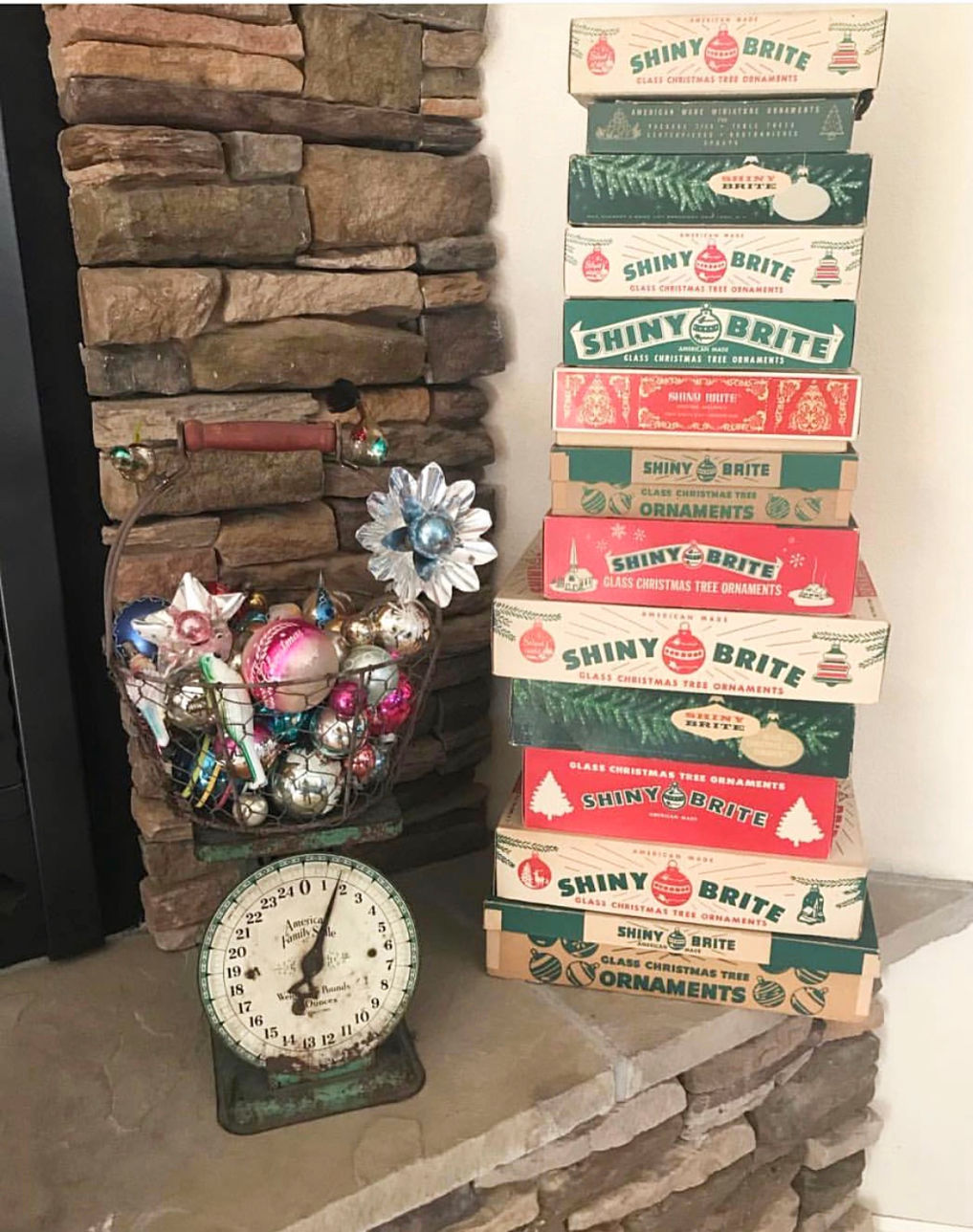 Shiny Brite Decorating Ideas - the most creative ideas for displaying Christmas ornaments including the original boxes kellyelko.com #vintagechristmas #christmasornaments #christmaswreath #christmasdecor #christmasdecorating #shinybrites #vintageornaments #ornaments 