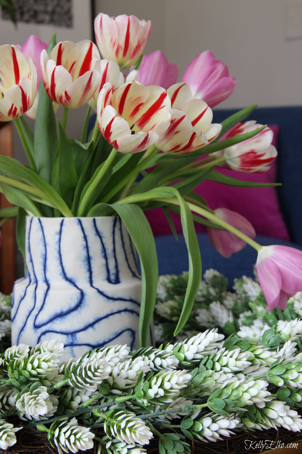 Love these pink and white striped tulips kellyelko.com #tulips #flowers #centerpiece 