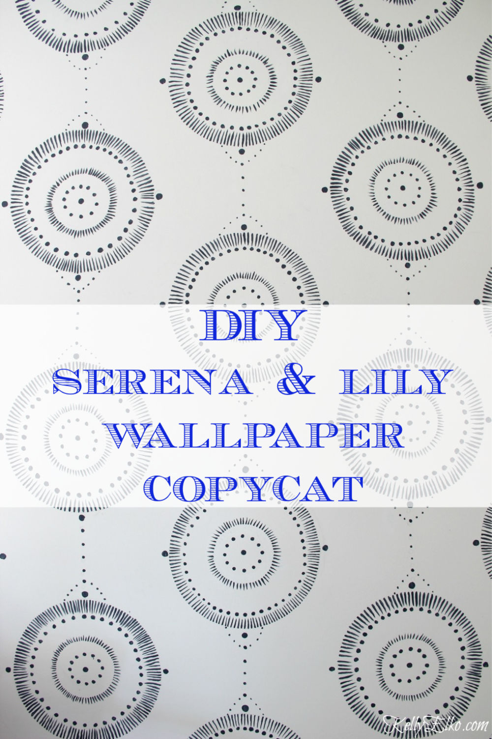 DIY Serena & Lily Wallpaper Copycat! Get the look of expensive wallpaper at a fraction of the cost kellyelko.com #serena&lily #paintingtips #painttechniques #wallpaint #diyideas #diydecor #homedecor 