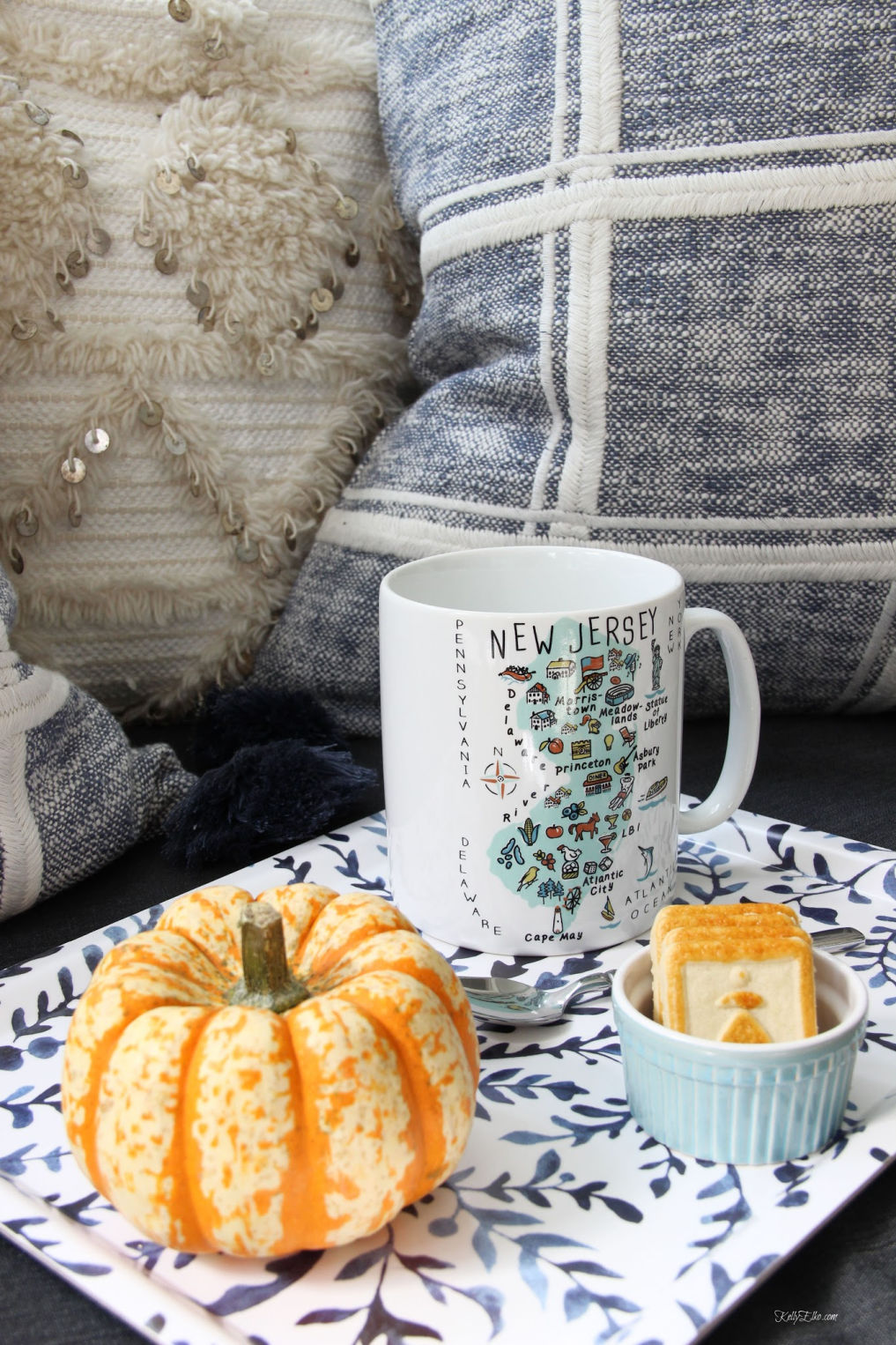 Blue and white tray for tea time kellyelko.com 