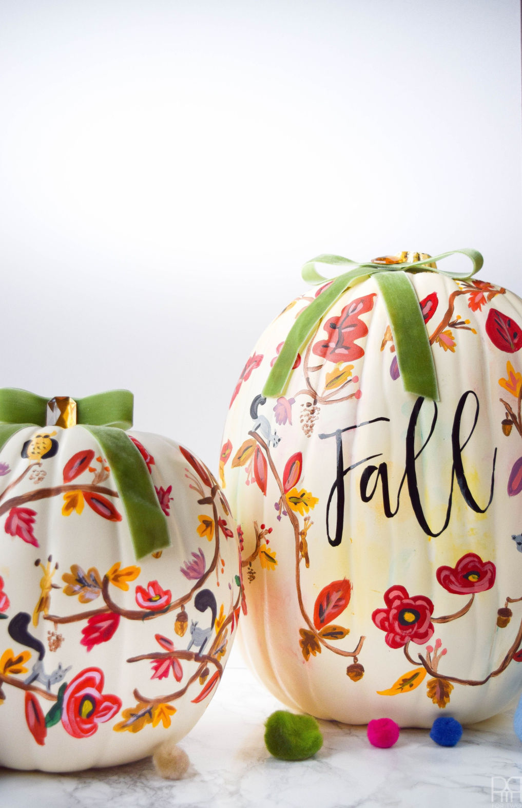 12 DIY Painted Pumpkins - step by step tutorial to create your own painted leaves pumpkin kellyelko.com #pumpkins #pumpkincrafts #paintingtutorials #paintingtips #fallcrafts #crafting 