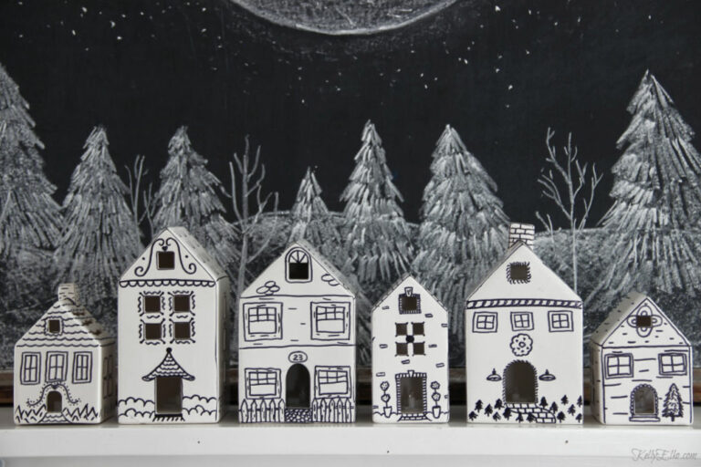 DIY Doodle Houses for Christmas / kellyelko.com