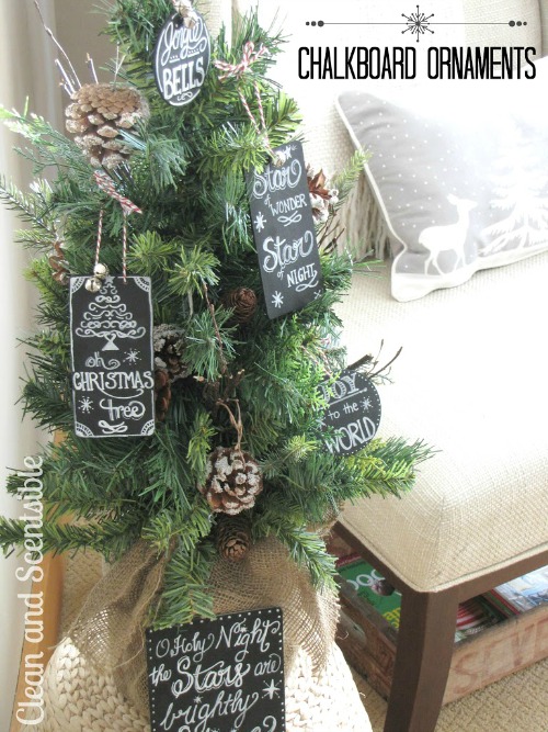 Make Chalkboard ornaments #christmas #diychristmas #christmascrafts #christmasdecor #christmasornaments #christmastree