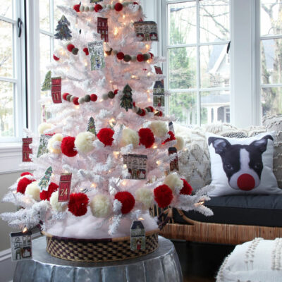 25 Unique Advent Calendars kellyelko.com #adventcalendar #christmas #christmascrafts #kidschristmas #christmasdecor