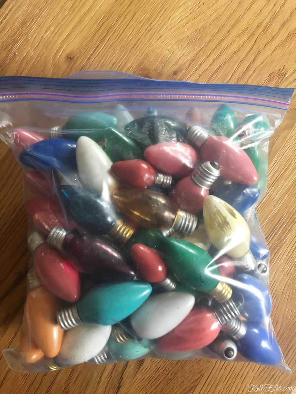 Christmas Storage Solutions - love the idea of using gallon zip loc bags for storing things kellyelko.com #christmasstorage #christmasornaments #christmasdecorations #christmasorganizing #vintagechristmas