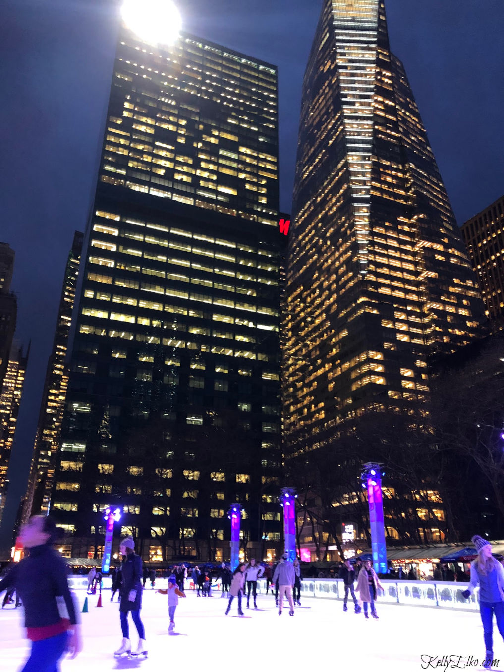 Bryant Park ice rink kellyelko.com #newyork #ny #bryantpark #iceskating #icerink #travelblog #travelblogger