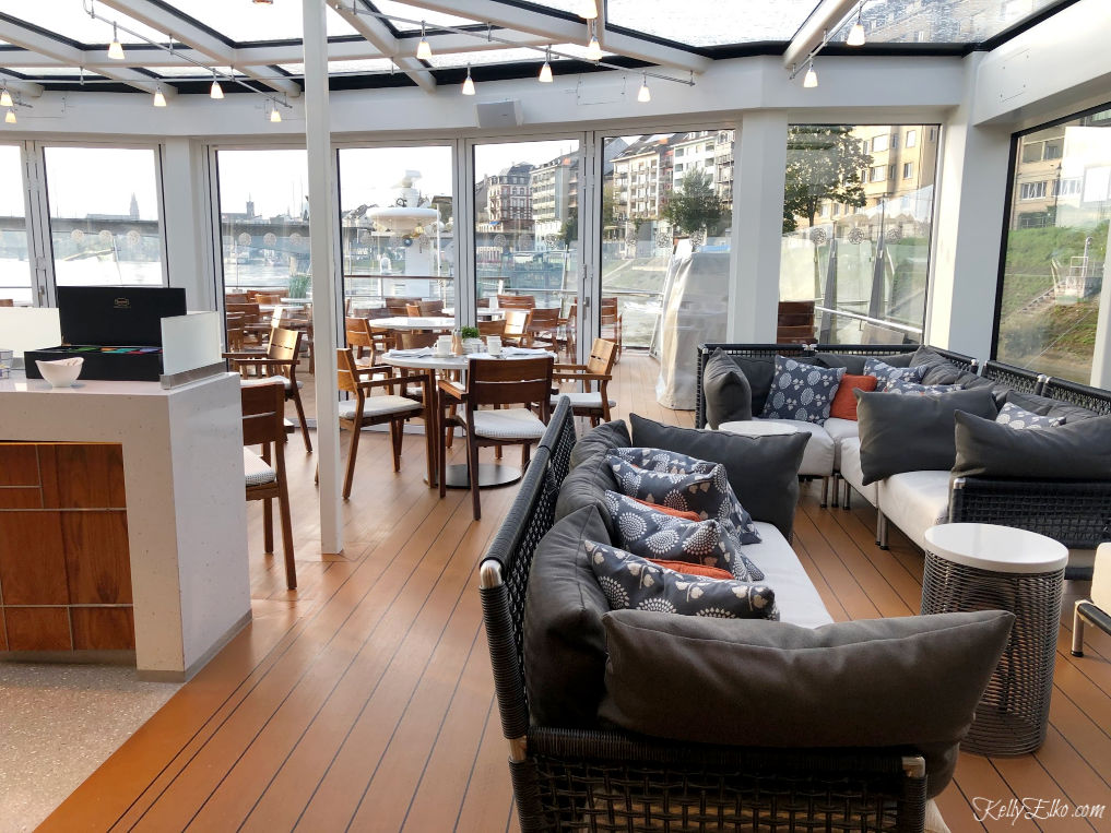 The Aquavit lounge is the perfect place to relax on your Viking cruise ship kellyelko.com #aquavit #vikingcruise #viking #rivercruise #longboat #europeantravel #rhineriver #luxurytravel #cruise #cruises #travelblog #travelblogger 