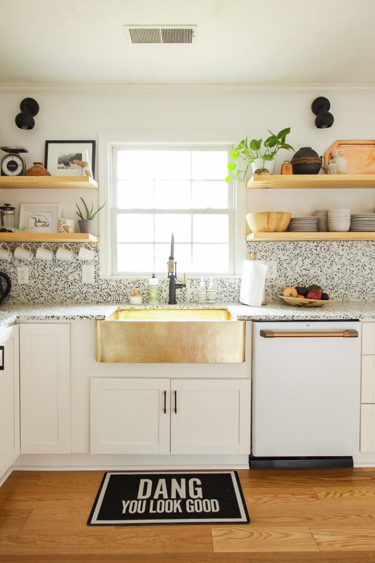 Eclectic Home Tour Cassie Bustamante kellyelko.com #kitchen #kitchendecor #kitchenshelves #openshelves #terrazzo #hometour #housetour #farmhousesink #bohodecor