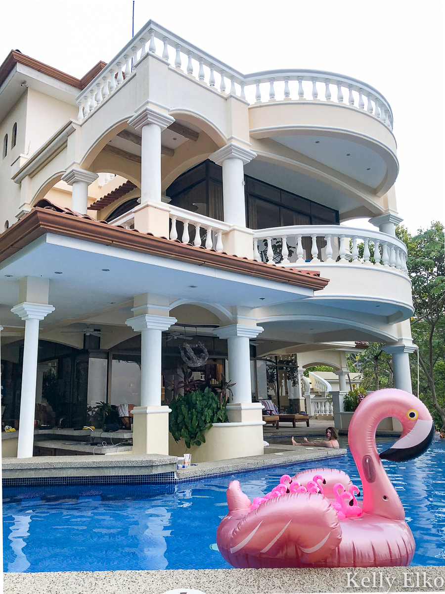 This villa in Costa Rica has the most amazing infinity edge pool and three stories of beautiful views kellyelko.com #villa #villarental #vacation #travel #travelblog #travelblogger #costarica #manualantonio #pinkflamingo #escape 