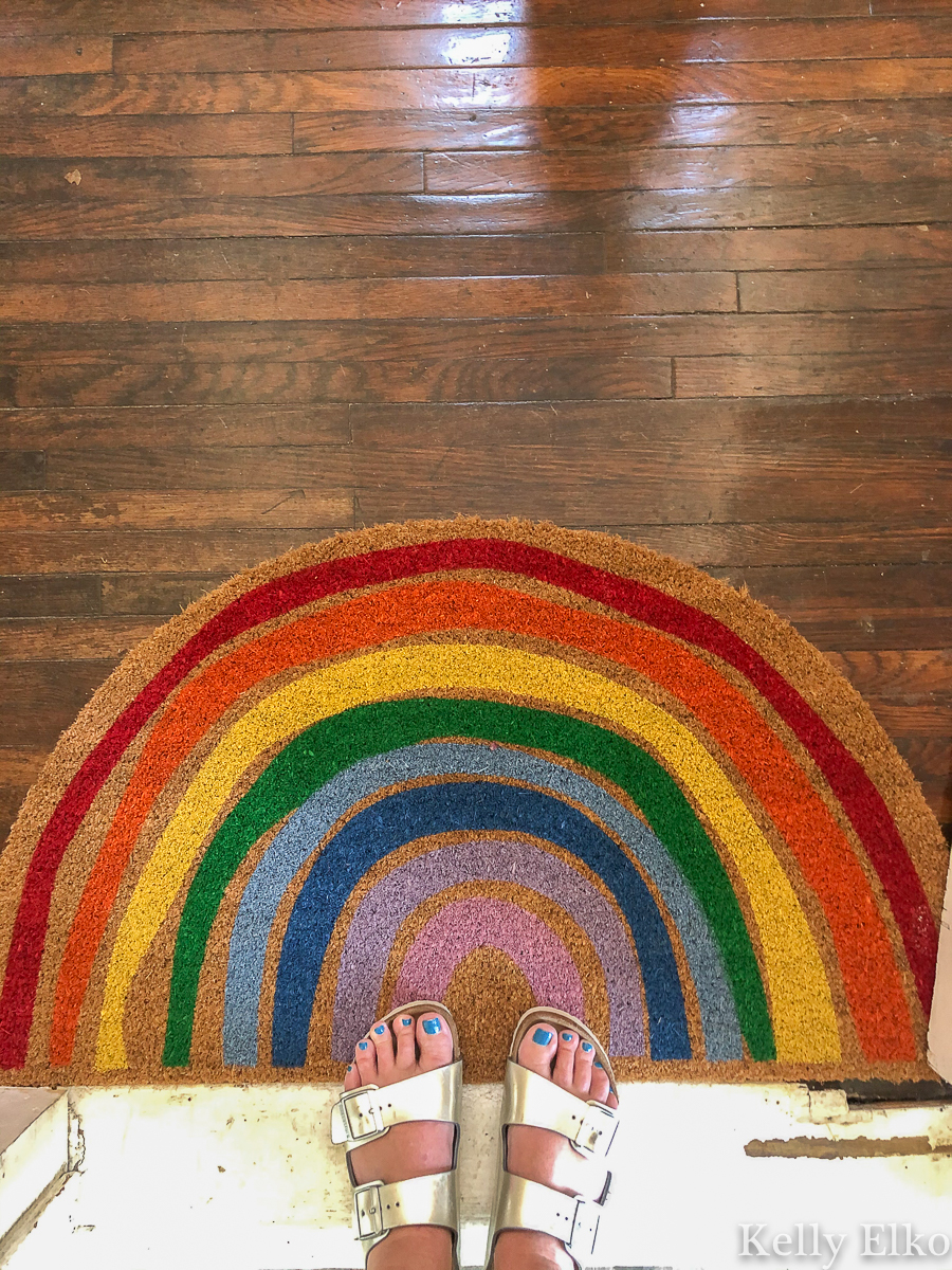 Fun rainbow doormat kellyelko.com #rainbow #doormat #birkenstocks #entrydecor #foyerdecor