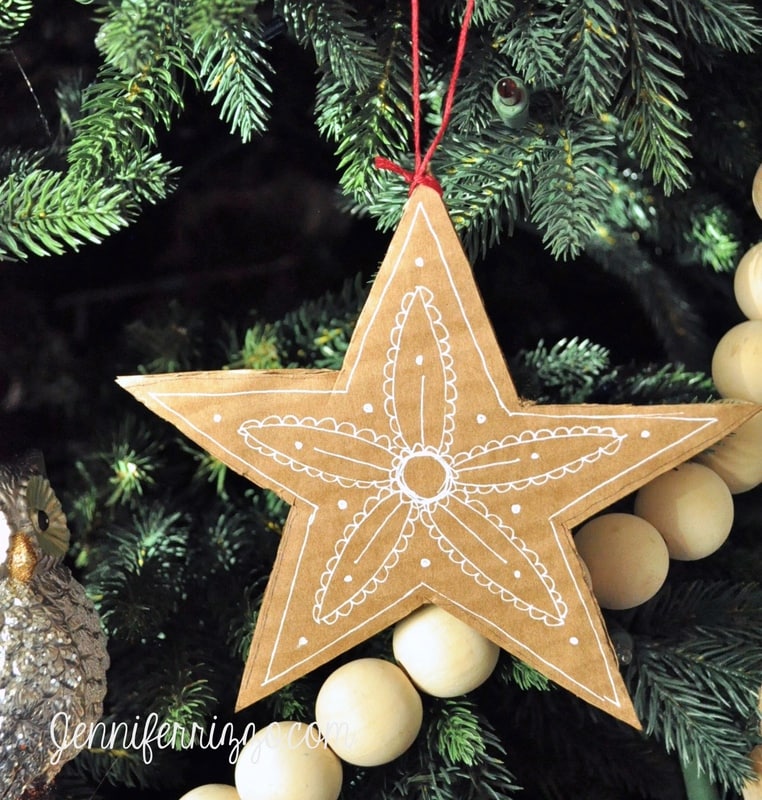 Unique DIY Ornaments - I love the simplicity of this cardboard star 