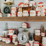 Vintage Santa Mug Display #vintagesanta #santa #santamug #vintagechristmas #christmasdecor #retrochristmas #christmascollections