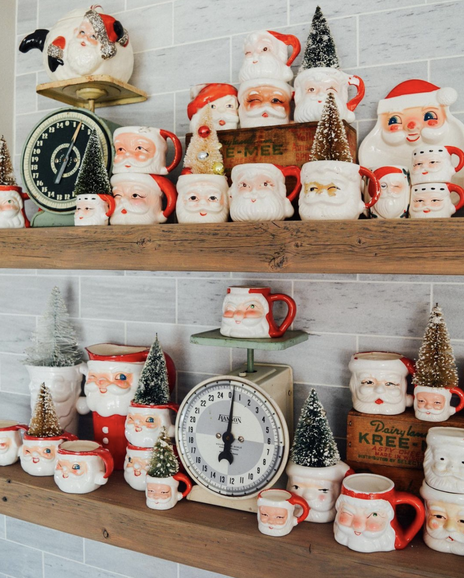 Vintage Santa Mug Display  / kellyelko.com