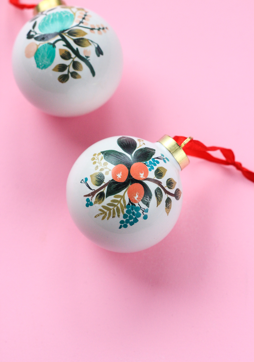 Unique DIY Ornaments - I love these made with temporary tattoos!