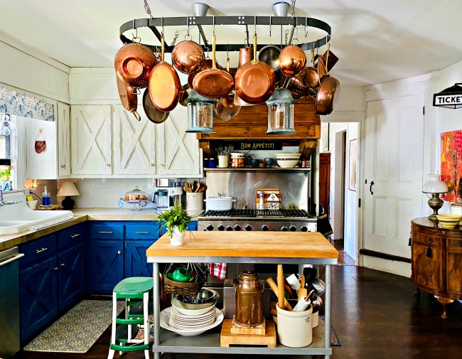 Eclectic Home Tour Farmhouse 1820 kellyelko.com