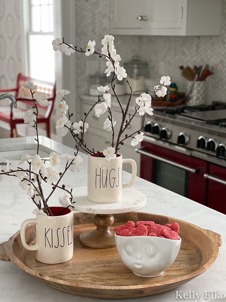 Simple farmhouse style Valentine Decor - love the Rae Dunn hugs and kisses mugs kellyelko.com