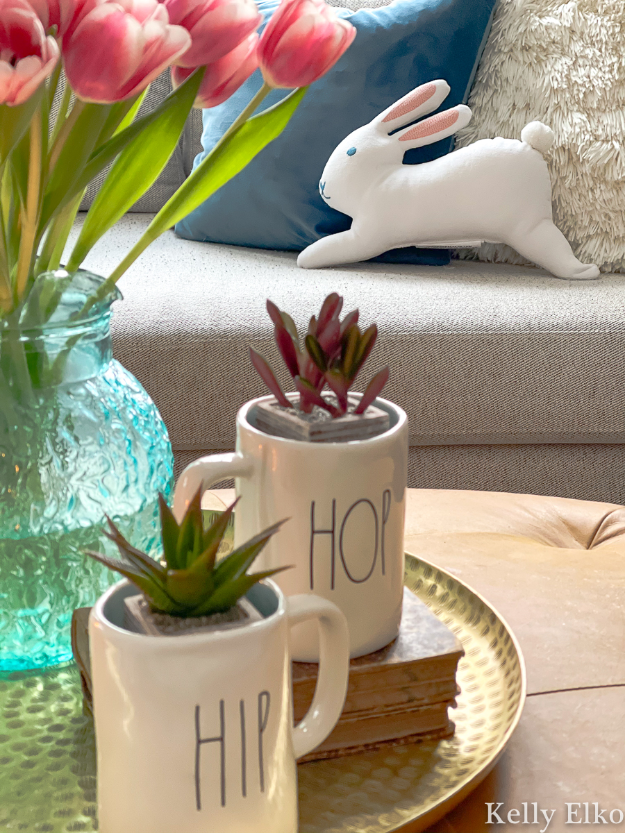 How adorable is this little bunny pillow in this spring home tour kellyelko.com