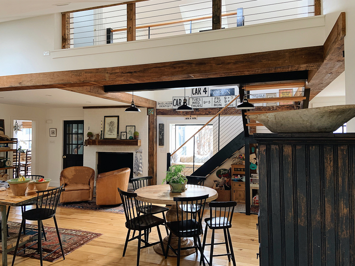 Love this open floor plan in this old farmhouse kellyelko.com 