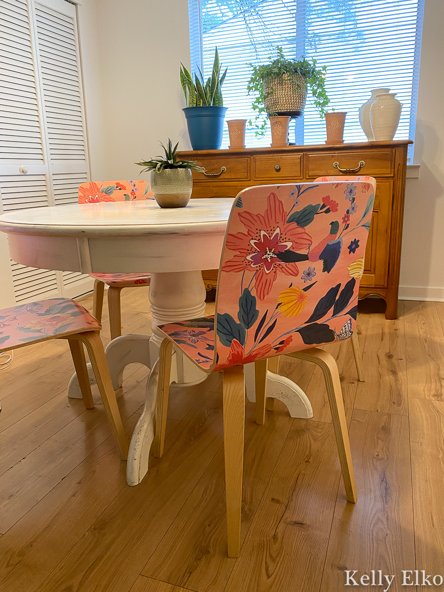 Love these Sylvie Tasmin chairs that add just the right pop of color and pattern to this kitchen kellyelko.com